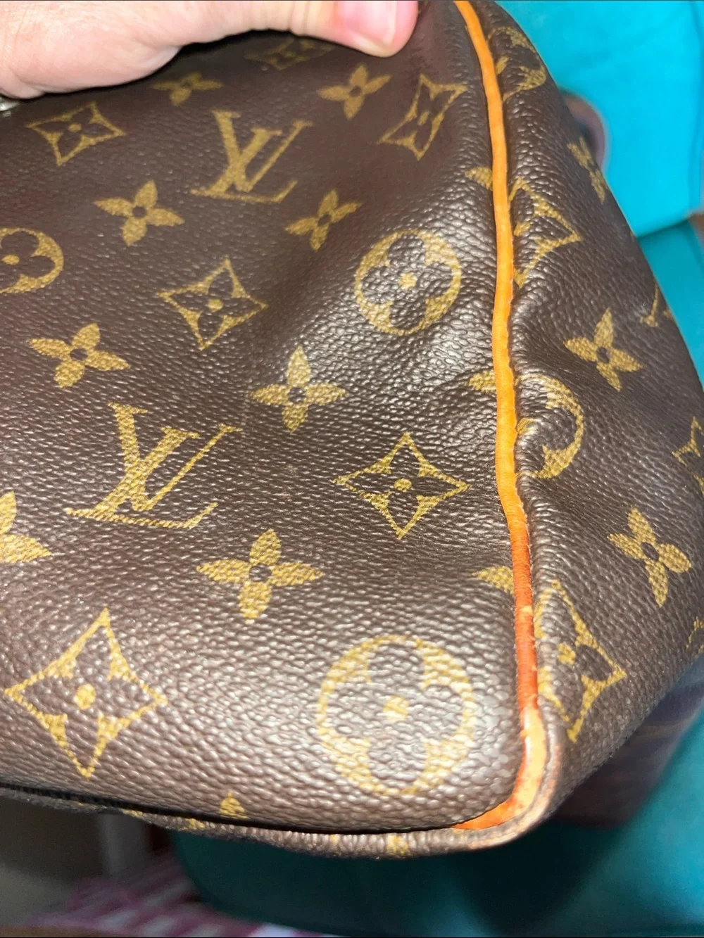 Louis Vuitton Monogram Speedy 40
